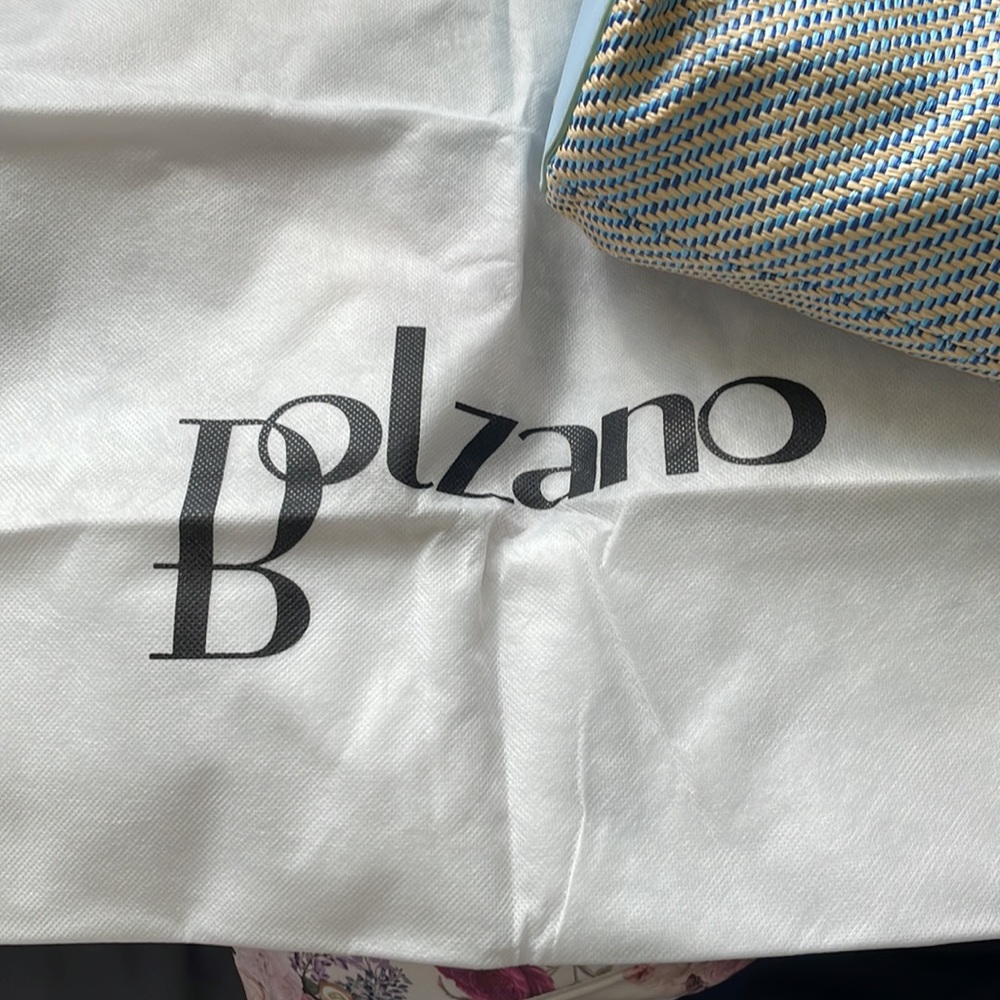 Bolzano Blue and Cream Women's Tote Bag NWOT - Picture 8 of 10